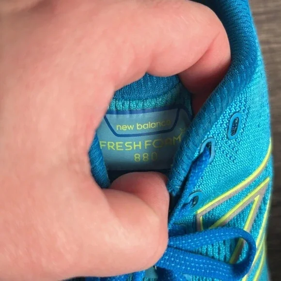 New Balance Fresh Foam X 880 V11 Womens Size 9.5 Running Shoes Blue Sneakers - Picture 6 of 8